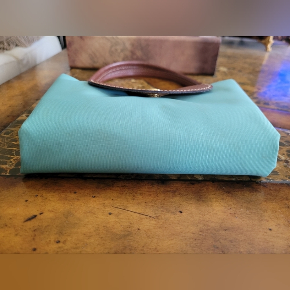 Longchamp Green Foldable Nylon Tote - Picture 6 of 12